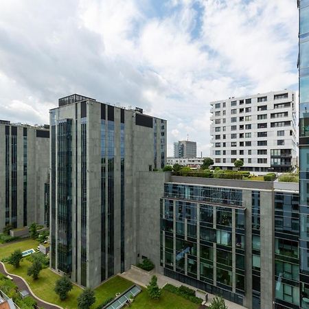 City Center Apartments Grzybowska With Parking By Noclegi Renters Varsavia Esterno foto